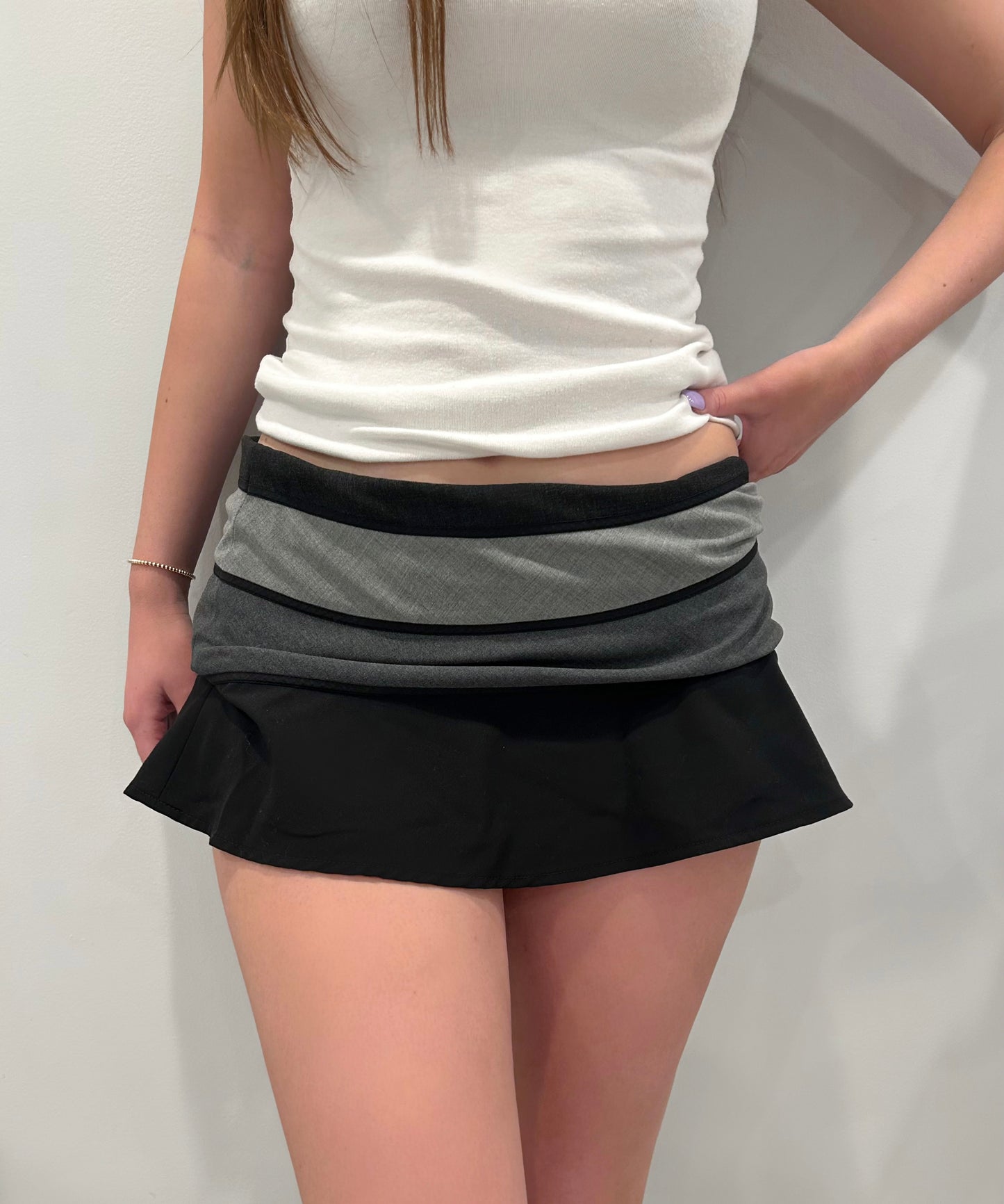 BCBGMAXAZRIA Mini skirt